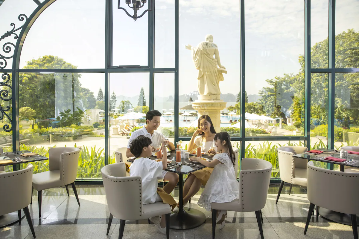 Phòng khách sạn Vinpearl Hạ Long